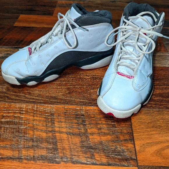 Jordan 13 Retro Shoes size 7.5 - Picture 2 of 2